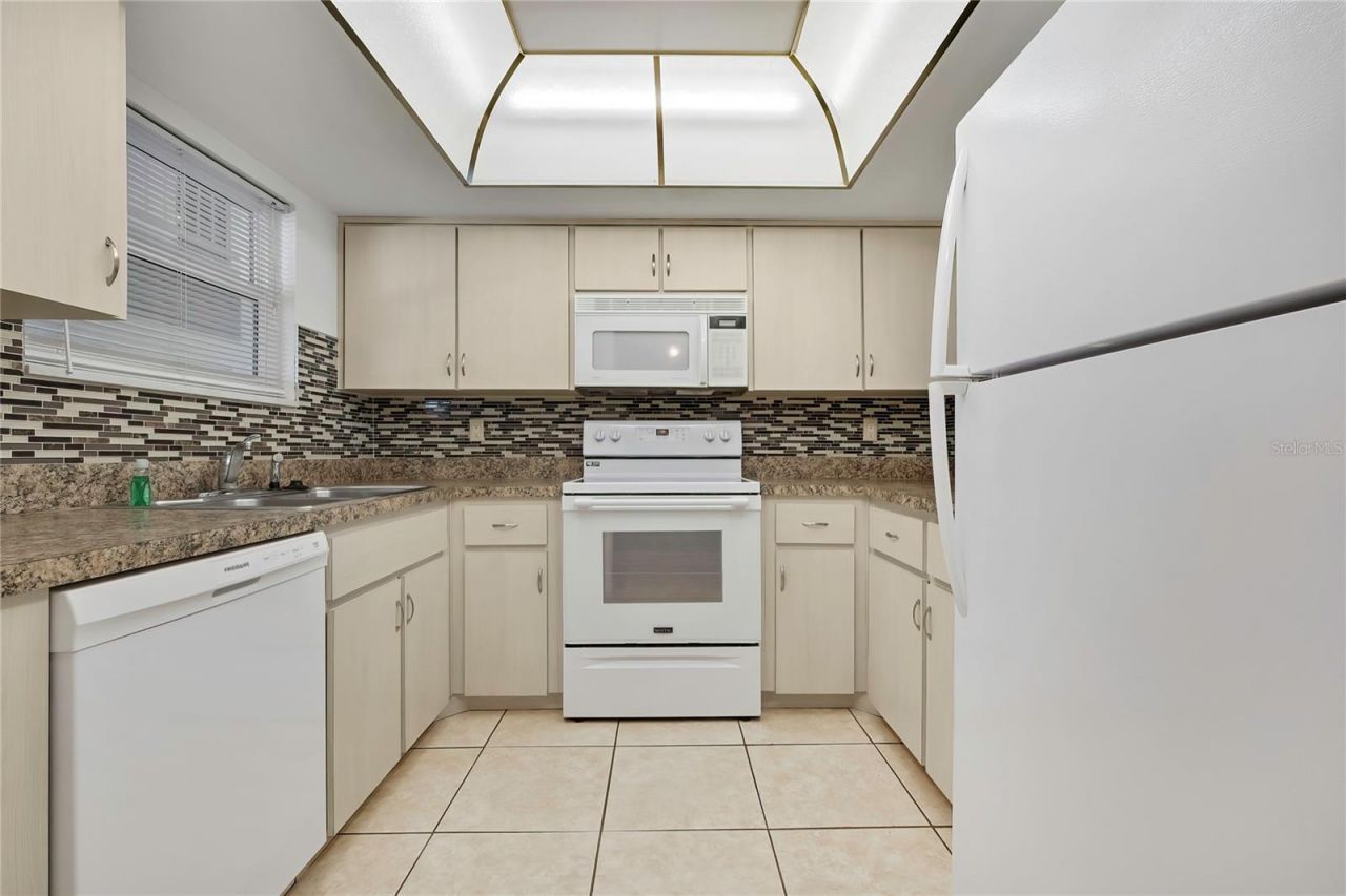 4452 Garnet Drive , Unit 203, New Port Richey, FL 34652 Photo