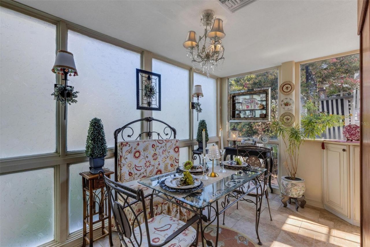 2015 E Beacon By Way , Lakeland, FL 33803 Photo