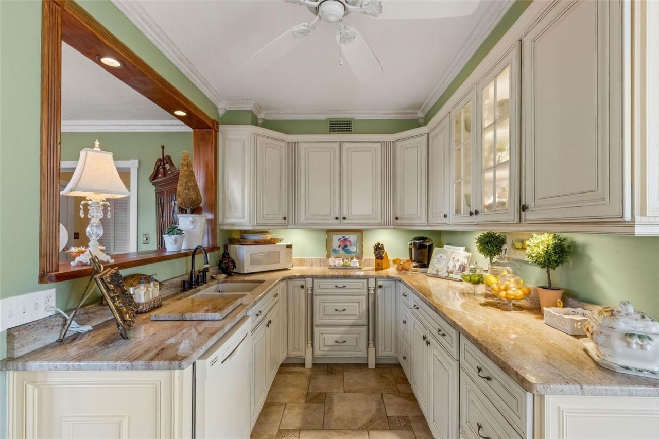 2015 E Beacon By Way , Lakeland, FL 33803 Photo
