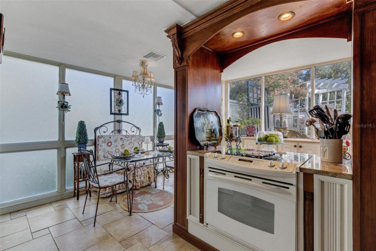 2015 E Beacon By Way , Lakeland, FL 33803 Photo