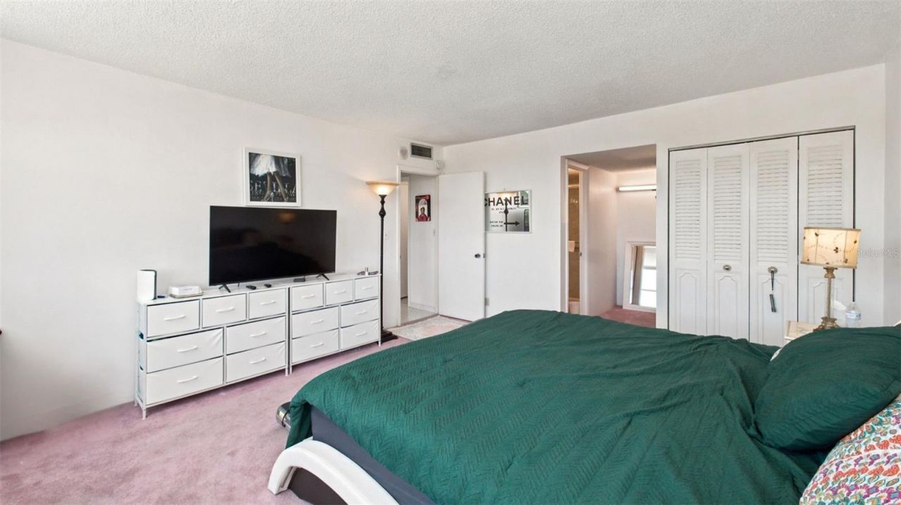 2150 Sans Souci Boulevard , Unit #C402, North Miami, FL 33181 Photo