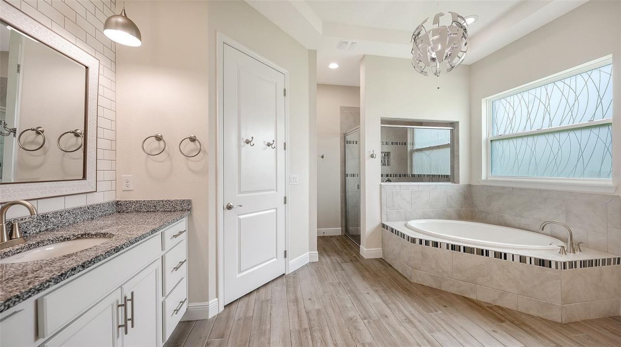 7499 Ripetta Street, Sarasota, FL 34240 Photo