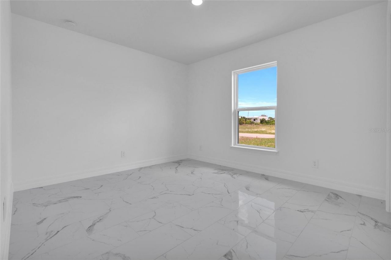1808 NE 44th Street , Cape Coral, FL 33909 Photo