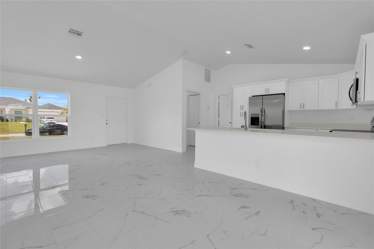 1808 NE 44th Street , Cape Coral, FL 33909 Photo