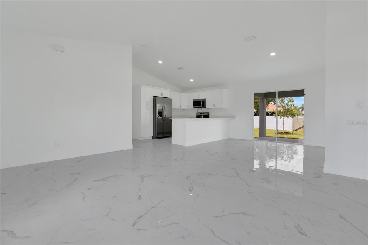 1808 NE 44th Street , Cape Coral, FL 33909 Photo
