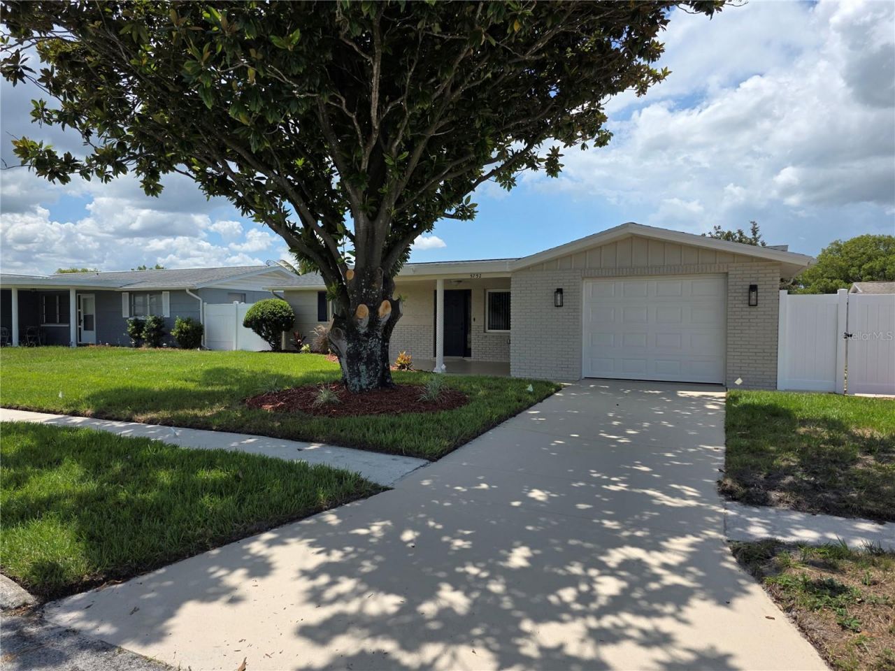 5752 Lanate Avenue , New Port Richey, FL 34652 Photo