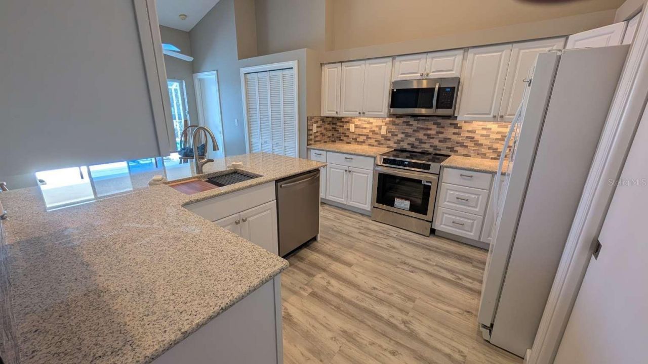 4826 11th Avenue Circle E, Bradenton, FL 34208 Photo