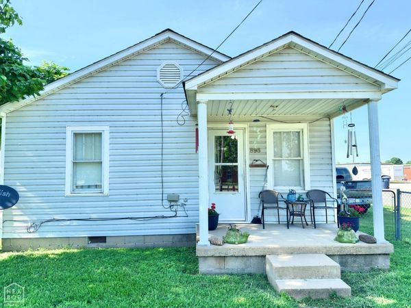 896 E Main Street, Piggott, AR 72454