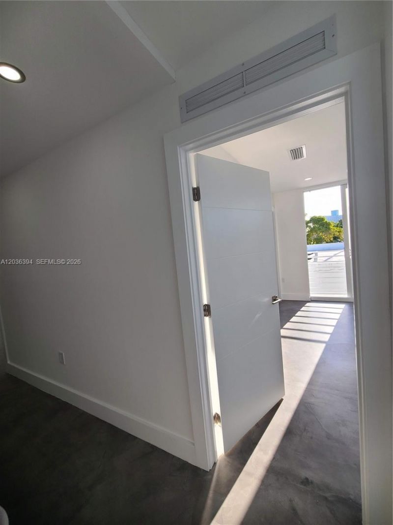 825 Michigan Ave, Unit 7, Miami Beach, FL 33139 Photo