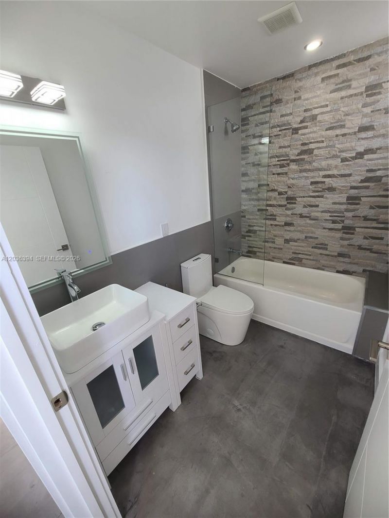 825 Michigan Ave, Unit 7, Miami Beach, FL 33139 Photo