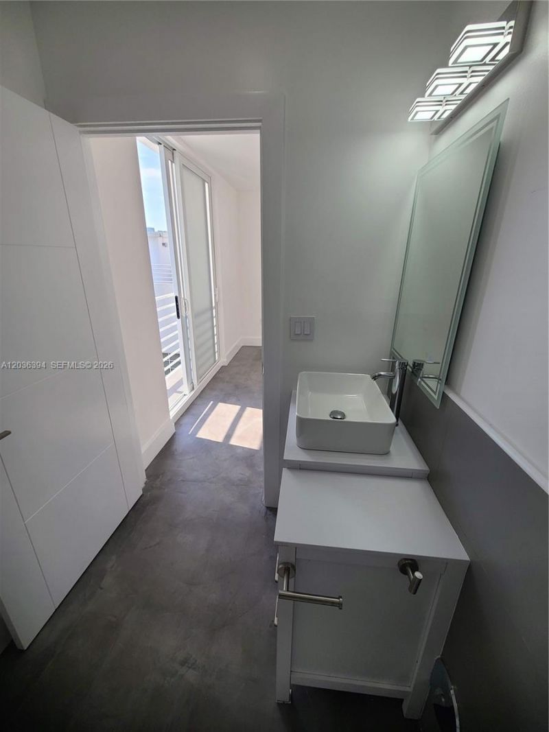 825 Michigan Ave, Unit 7, Miami Beach, FL 33139 Photo