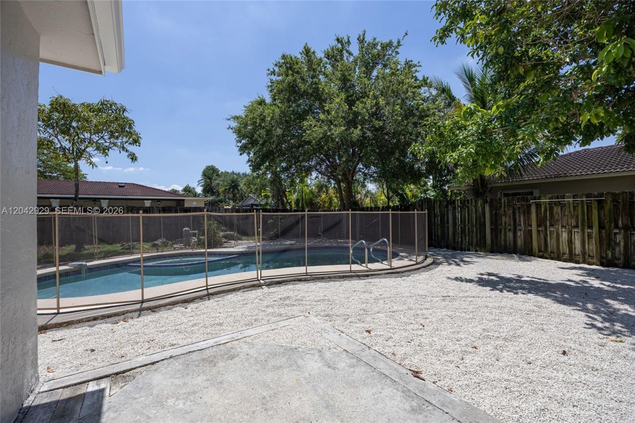 2757 NW 116th Ter , Coral Springs, FL 33065 Photo