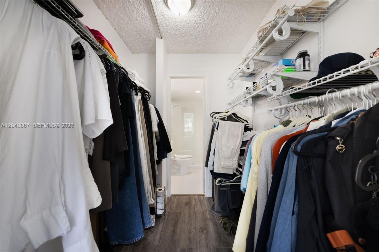 150 SE 25th Rd , Unit 2J, Miami, FL 33129 Photo