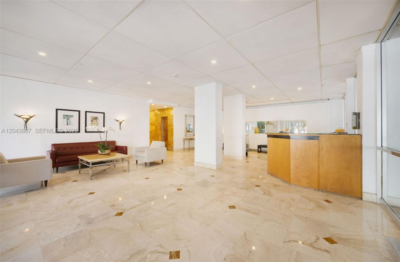 150 SE 25th Rd , Unit 2J, Miami, FL 33129 Photo