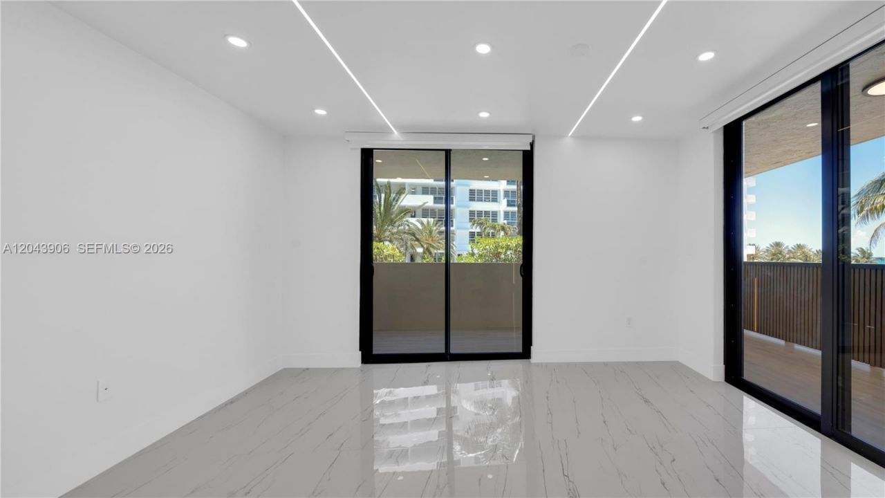 1623 Collins Ave , Unit 415, Miami Beach, FL 33139 Photo