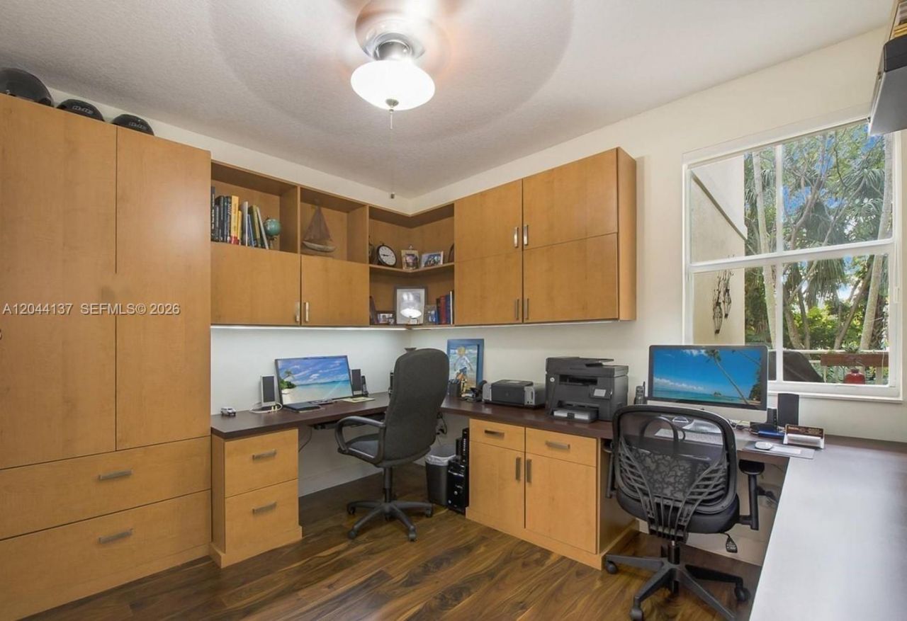 7622 SW 102nd St , Unit 120, Pinecrest, FL 33156 Photo