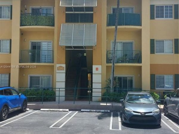 7290 NW 114th Ave, Unit 206-7, Doral, FL 33178
