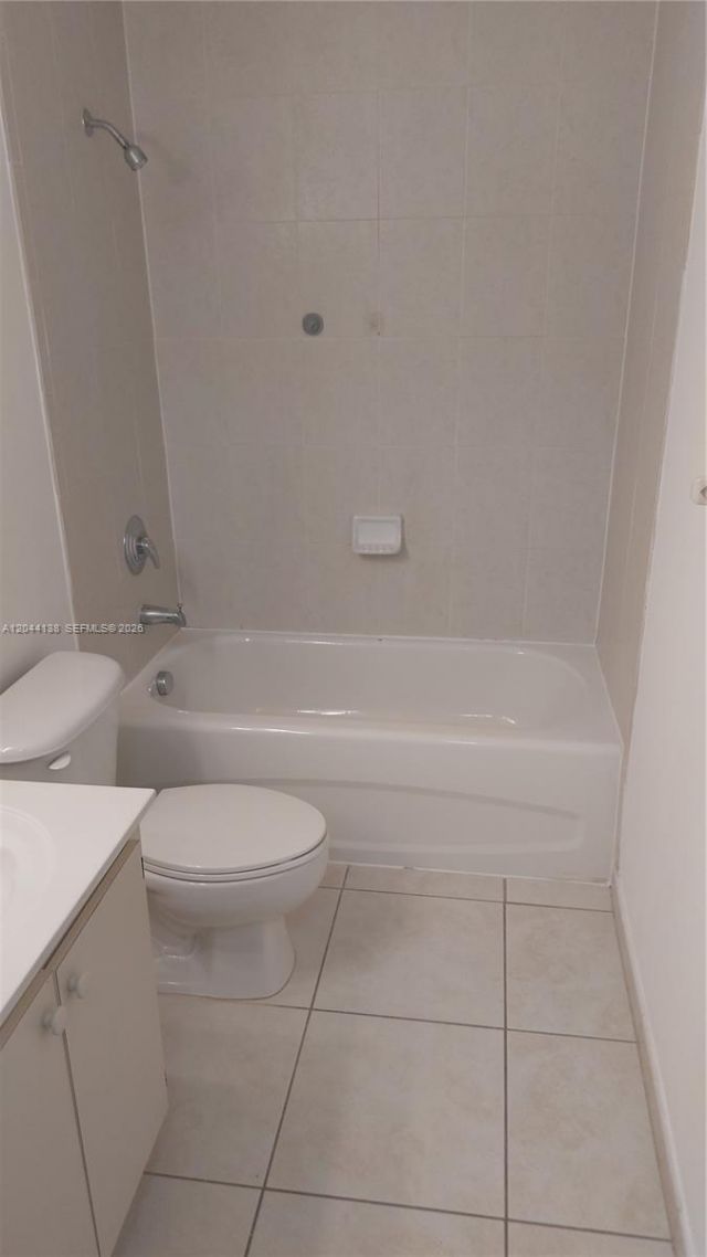 7290 NW 114th Ave, Unit 206-7, Doral, FL 33178 Photo