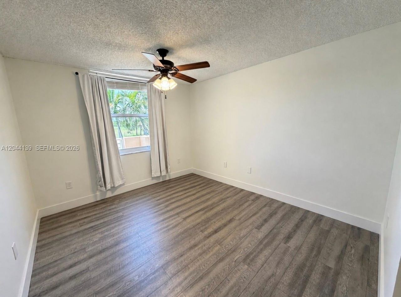 2711 Ocean Club Blvd , Unit 203, Hollywood, FL 33019 Photo