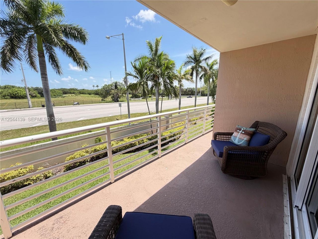2711 Ocean Club Blvd , Unit 203, Hollywood, FL 33019 Photo