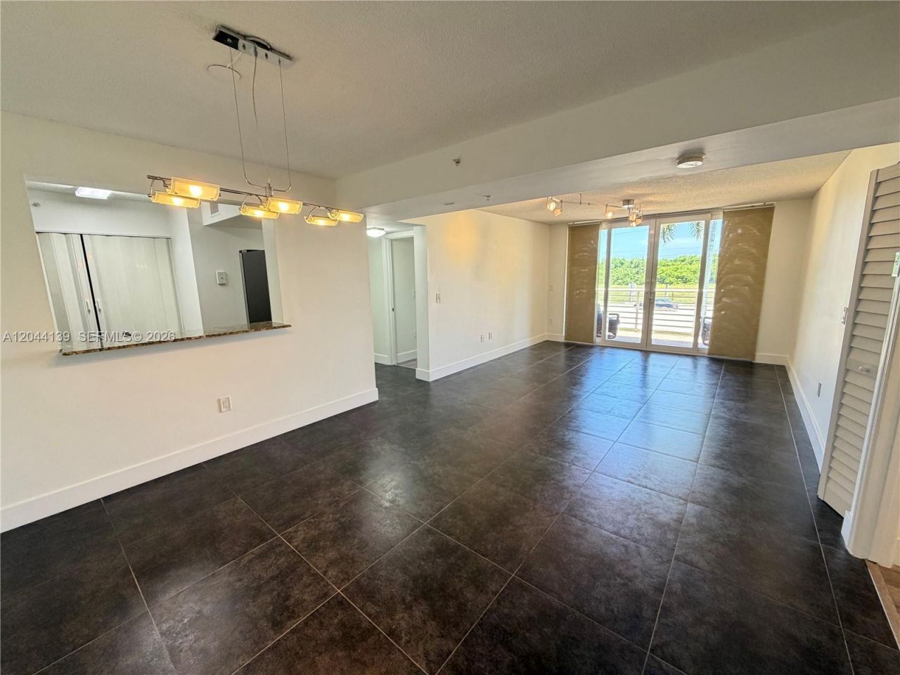 2711 Ocean Club Blvd , Unit 203, Hollywood, FL 33019 Photo