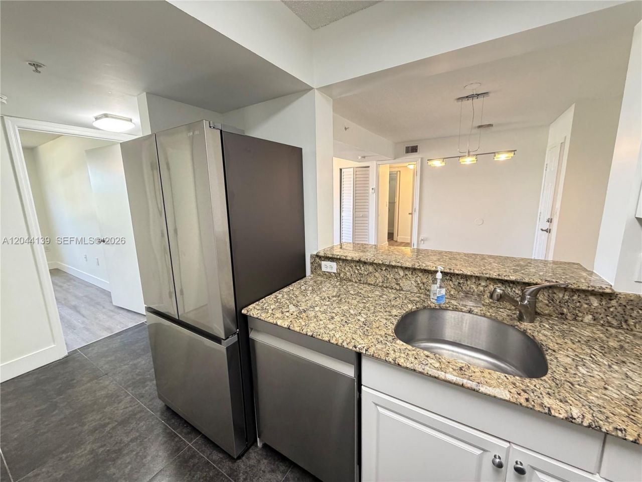 2711 Ocean Club Blvd , Unit 203, Hollywood, FL 33019 Photo