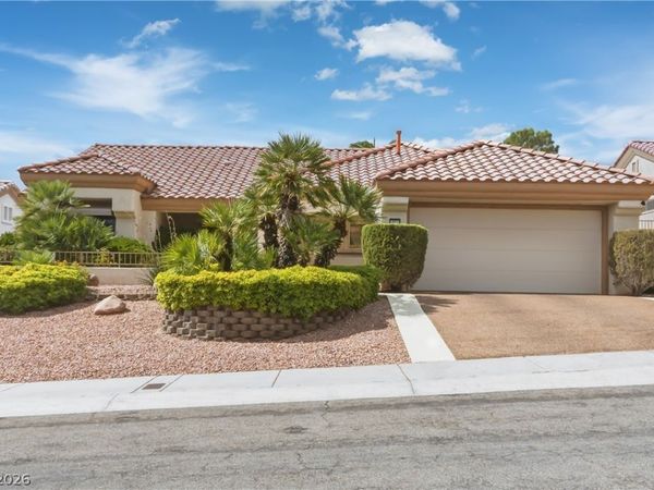 10033 Hope Island Drive, Las Vegas, NV 89134