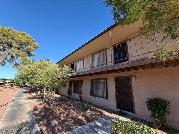 595 S Royal Crest Circle , Unit 8, Las Vegas, NV 89169