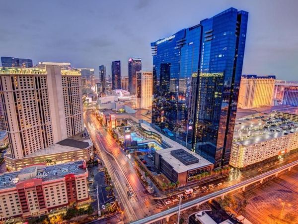 135 E Harmon Avenue , Unit 1109, Las Vegas, NV 89109