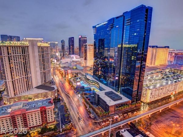 135 E Harmon Avenue, Unit 1109, Las Vegas, NV 89109