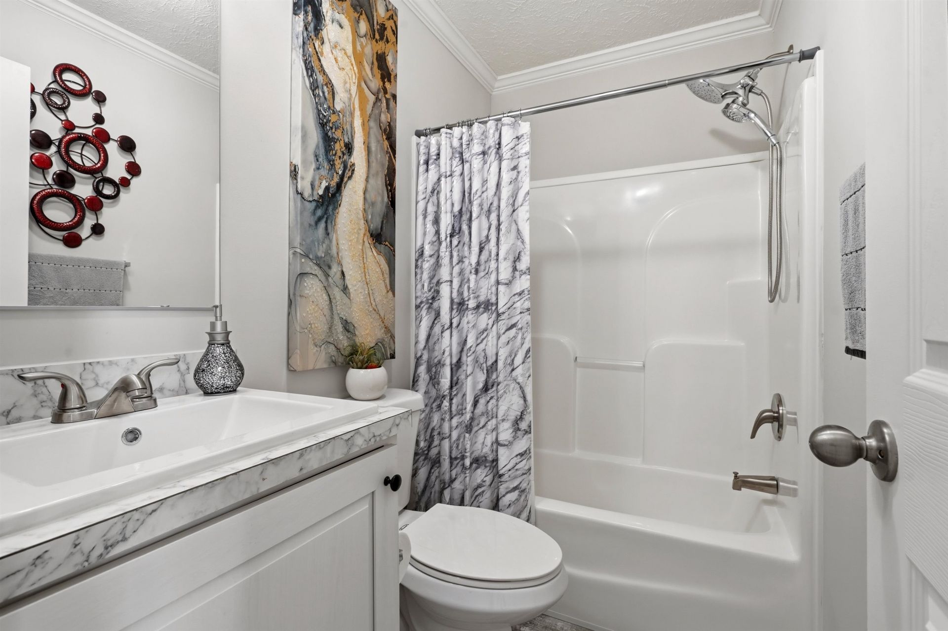 201 Air Stream Dr. Photo 29