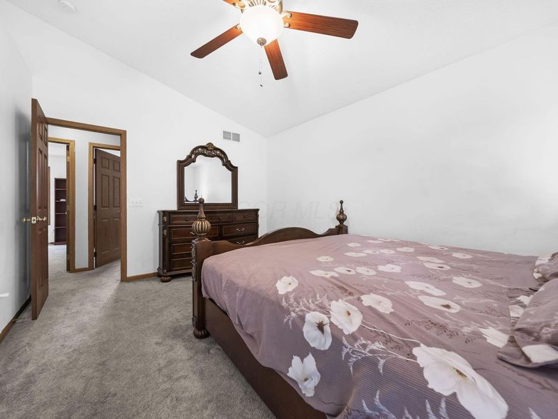 800 Bent Oak Drive, Blacklick, OH 43004 Photo 16
