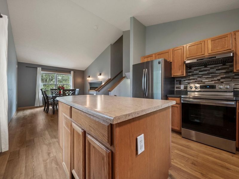 800 Bent Oak Drive, Blacklick, OH 43004 Photo 5