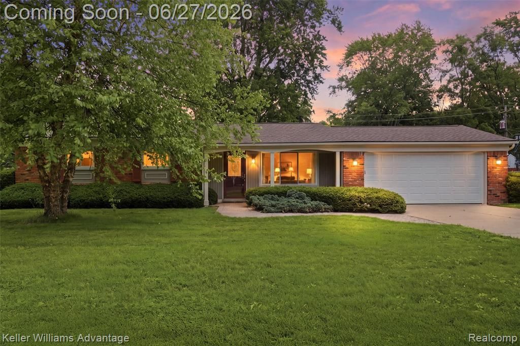 2964 Wallsend Drive, Waterford Township, MI 48329 Main Photo