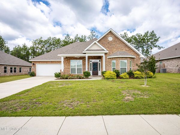 15381 Dandelion Drive, D'Iberville, MS 39540