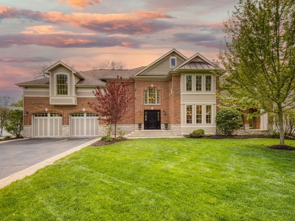 119 Roslyn Road , Barrington, IL 60010