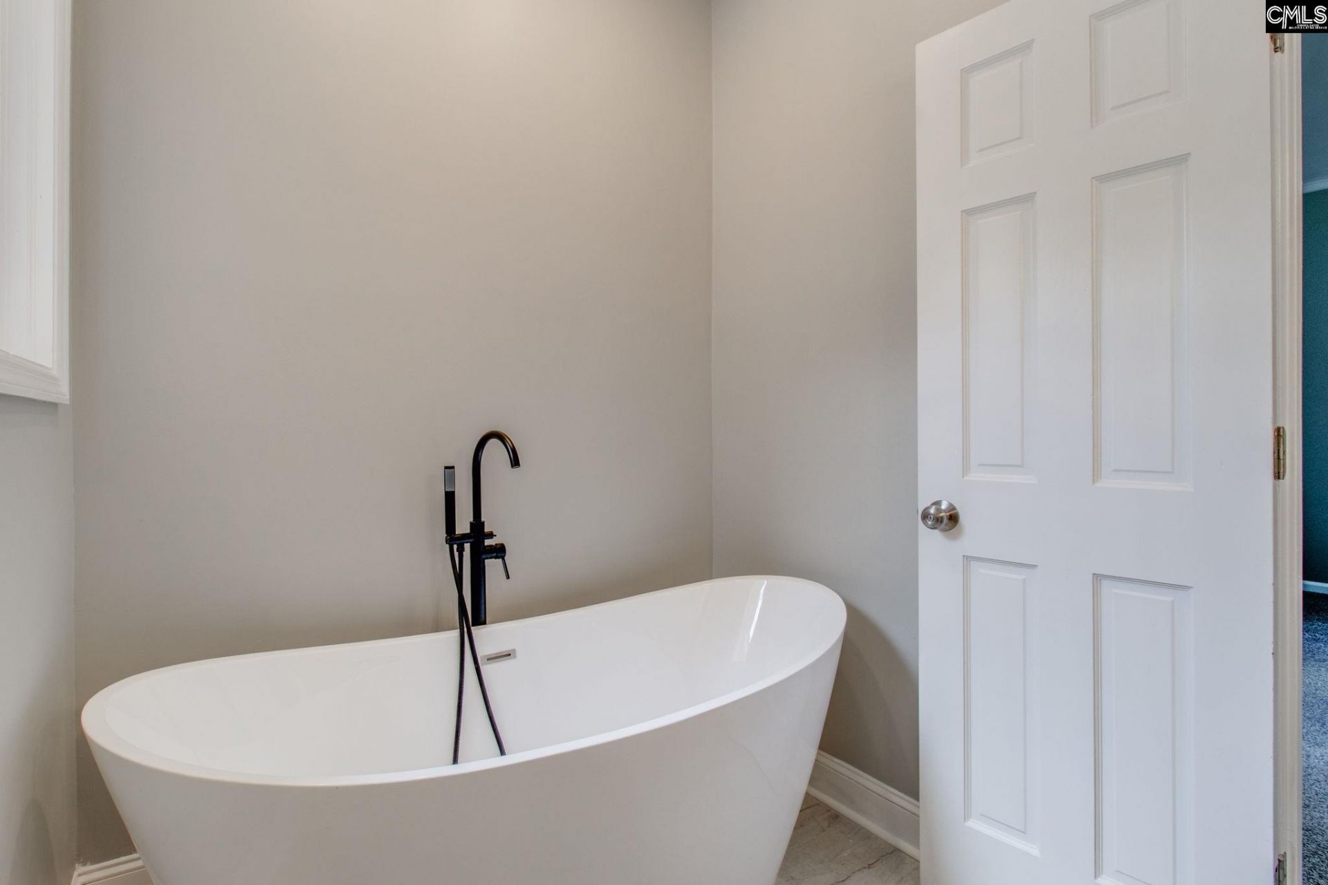 3 Foxfield Lane Photo 25