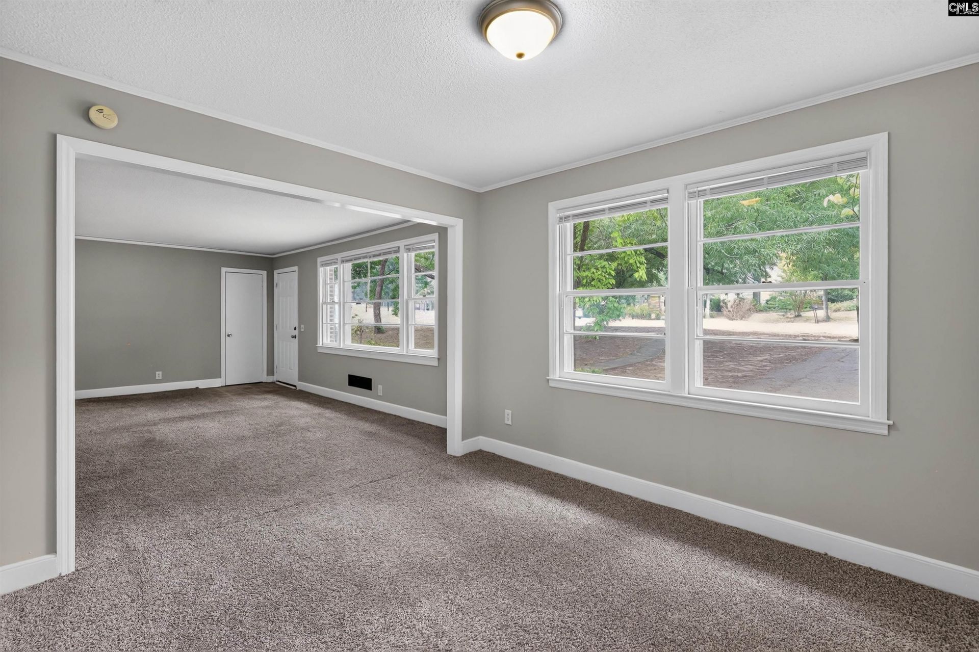3057 Covenant Road  Photo 5