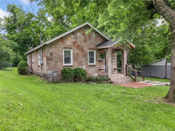 1101 N Maple Street, Harrison, AR 72601