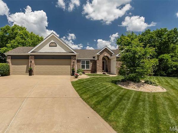 542 Kings Manor, O'Fallon, MO 63368