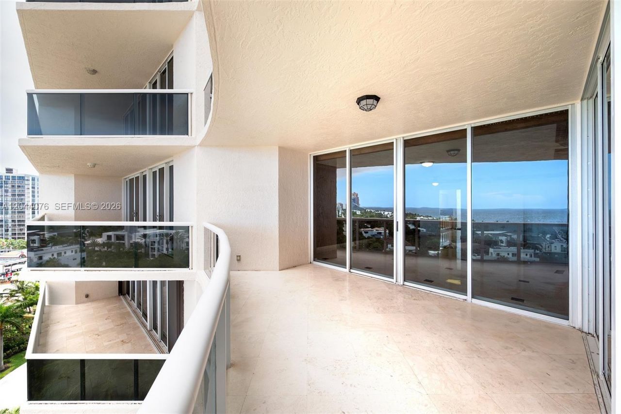 3100 N Ocean Blvd , Unit 1004, Fort Lauderdale, FL 33308 Photo