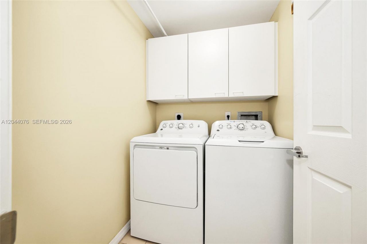 3100 N Ocean Blvd , Unit 1004, Fort Lauderdale, FL 33308 Photo