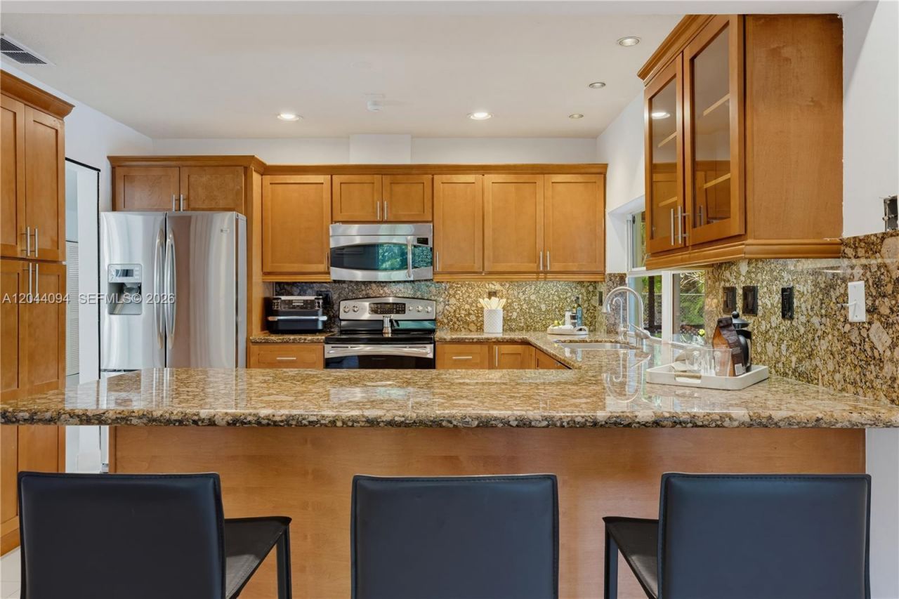 18250 SW 88th Pl , Palmetto Bay, FL 33157 Photo
