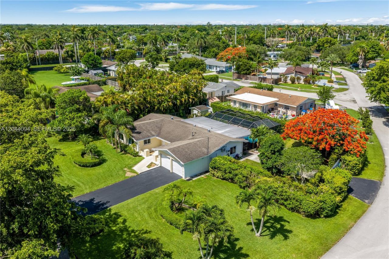 18250 SW 88th Pl , Palmetto Bay, FL 33157 Photo