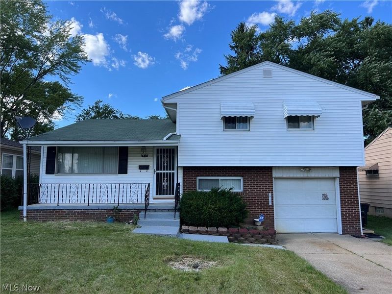1559 Fairfax Road, Akron, OH 44313 Photo 1