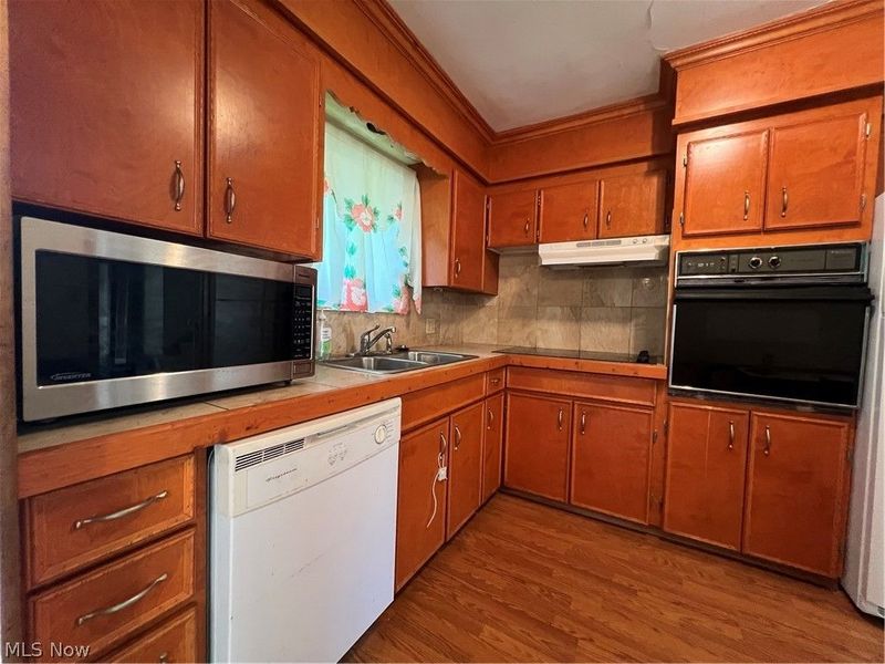 1559 Fairfax Road, Akron, OH 44313 Photo 7