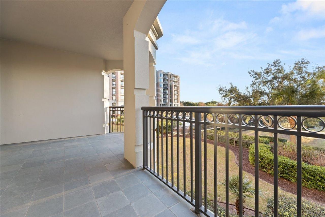 123 N Plaza Court Photo 10
