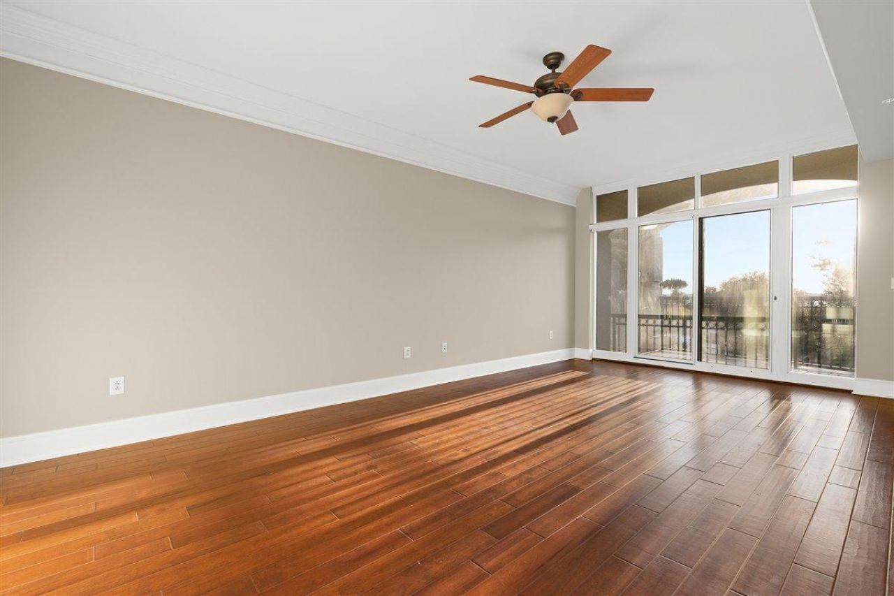 123 N Plaza Court Photo 11