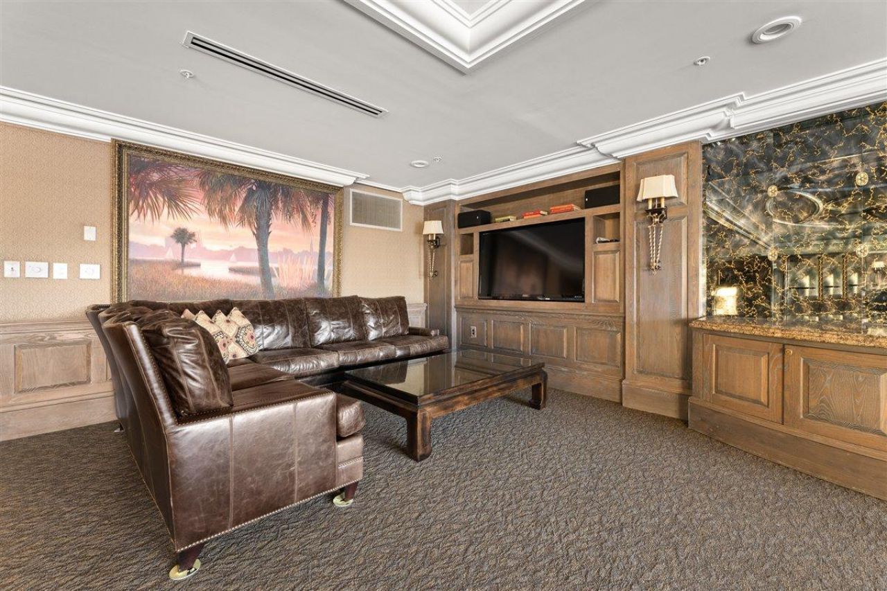 123 N Plaza Court Photo 24