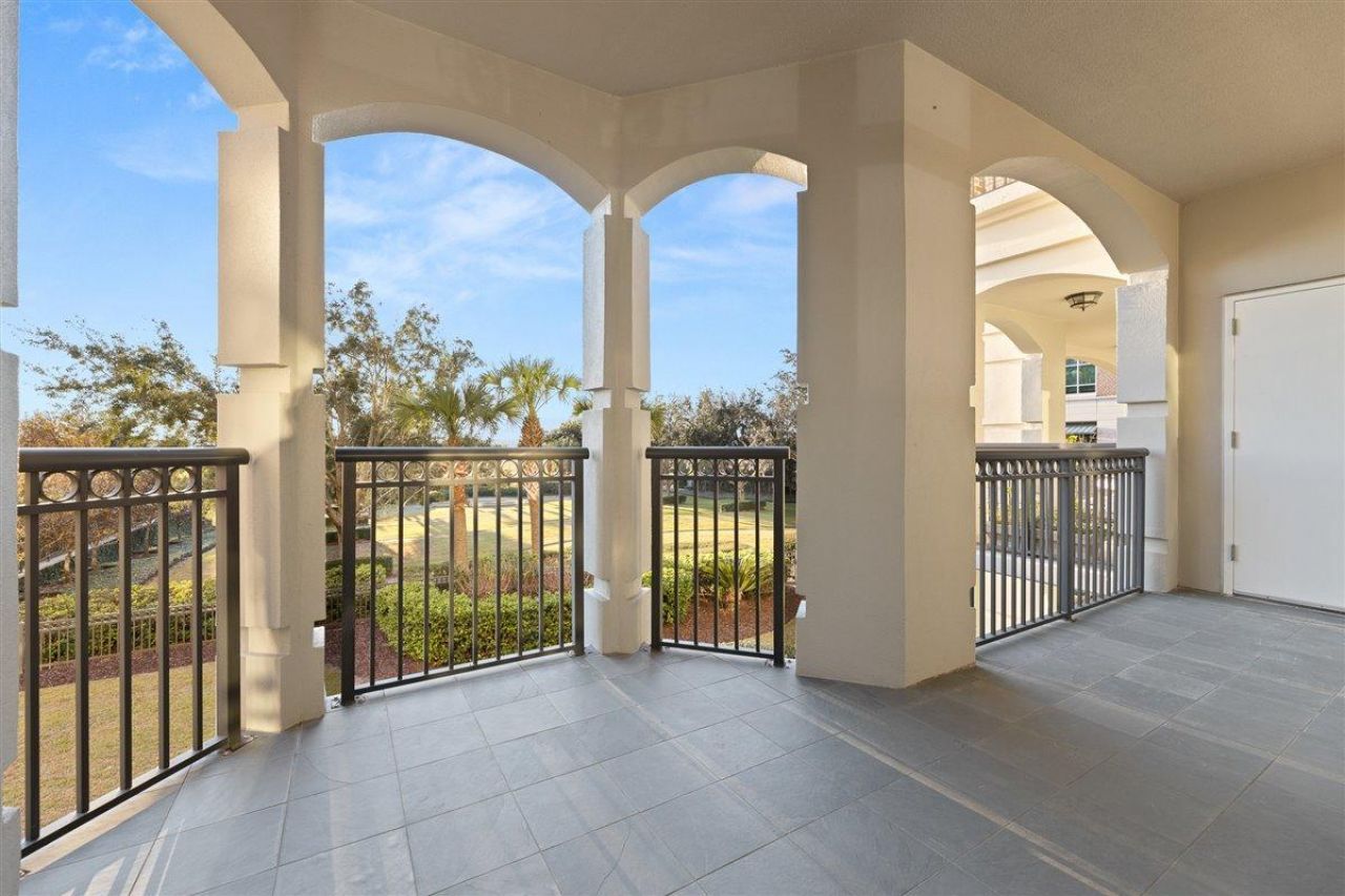123 N Plaza Court Photo 9